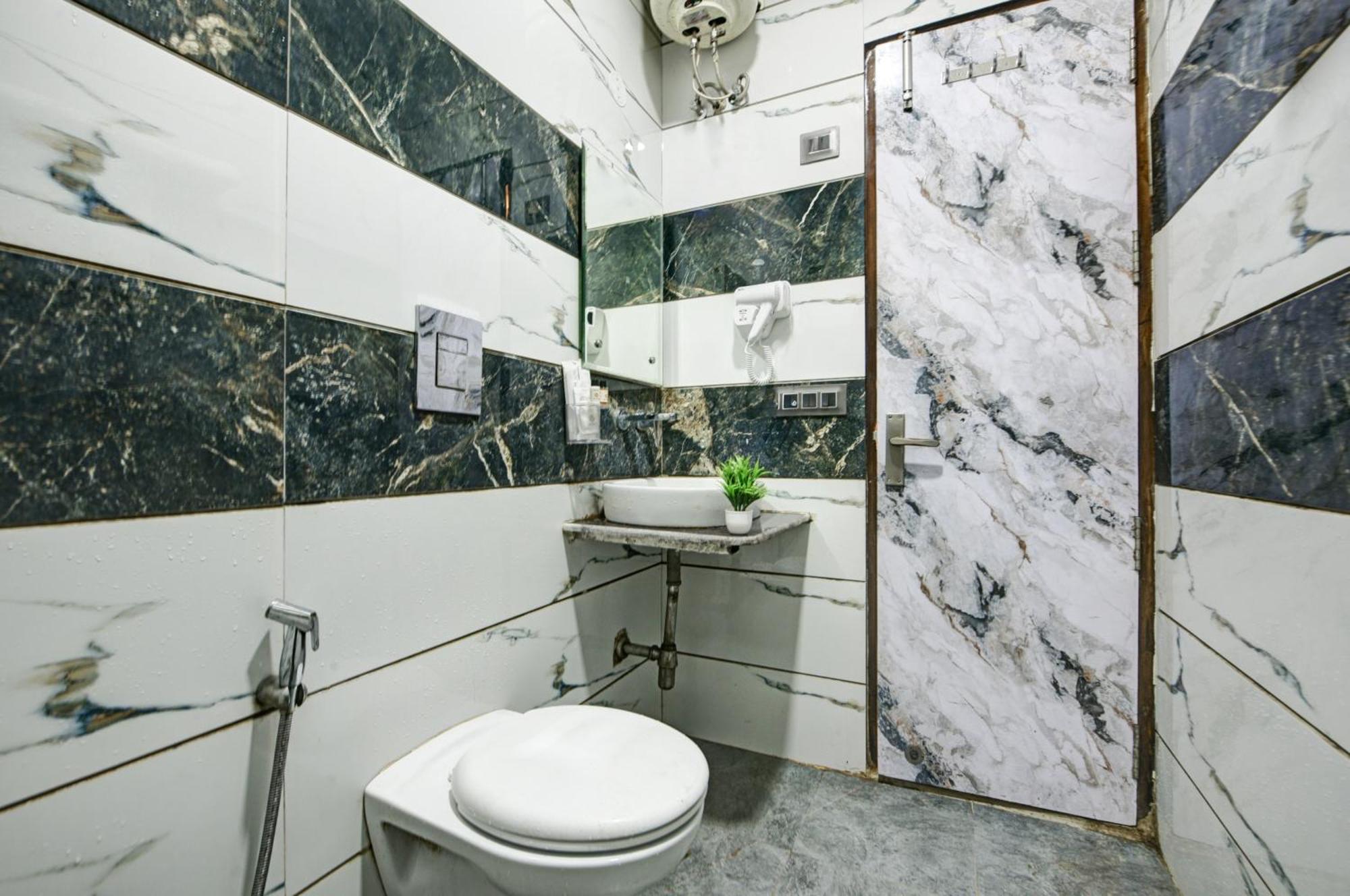 New Frontier - 2 Mins From Old Delhi Railway Station & Chandni Chowk Esterno foto