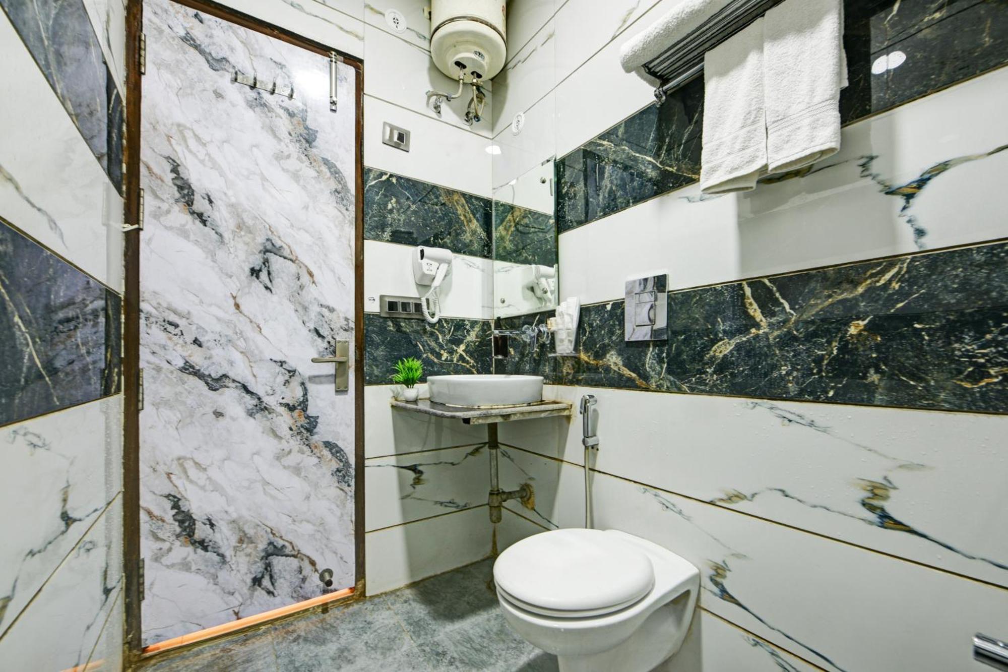New Frontier - 2 Mins From Old Delhi Railway Station & Chandni Chowk Esterno foto